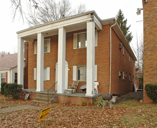 1330 Huntington Ave in Huntington, WV - Building Photo - Building Photo