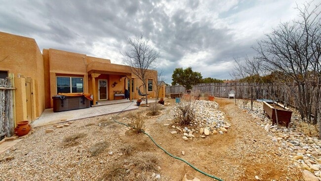 3 Baya Rd in Santa Fe, NM - Building Photo - Building Photo