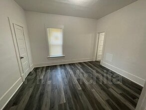 202 N Ash St in Wichita, KS - Building Photo - Building Photo