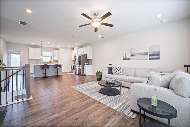 property at 1595 Ridgebrook Downs
