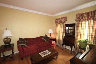 7238 Ancient Oak Dr in Mechanicsville, VA - Building Photo - Building Photo