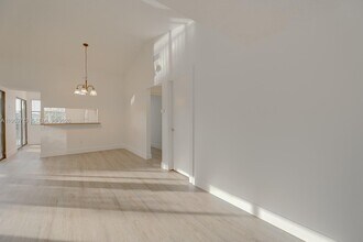 950 Constitution Dr in Homestead, FL - Building Photo - Building Photo