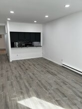 303 Hudson Ave, Unit 2 in Albany, NY - Foto de edificio - Building Photo