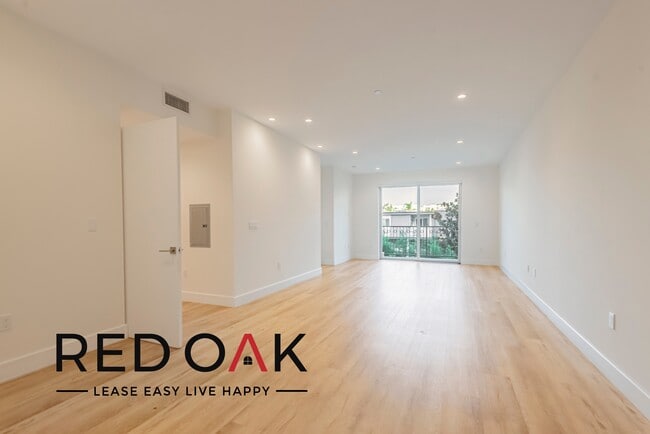 property at 1237 S Holt Ave