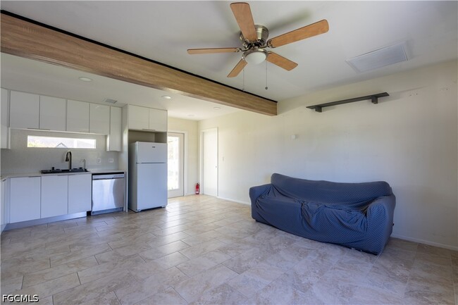 4323 7th St W in Lehigh Acres, FL - Building Photo - Building Photo
