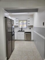 1005 S Flagler Ave in Pompano Beach, FL - Building Photo