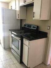 7952 Grove Ridge Dr in Houston, TX - Building Photo - Building Photo