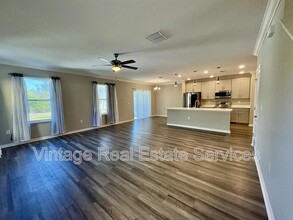 4517 Reisswood Lp in Palmetto, FL - Building Photo - Building Photo