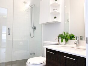 20-820 Bruyeres Mews in Toronto, ON - Building Photo - Building Photo