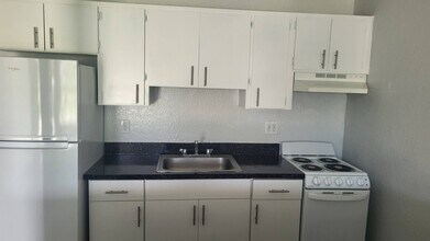 Springwood Villas in Pinellas Park, FL - Building Photo - Building Photo