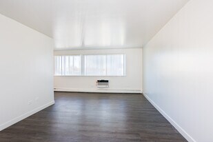 Grace Apartments in Denver, CO - Building Photo