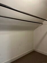 277 Johnson Ave-Unit -2nd Floor in Stratford, CT - Building Photo - Building Photo