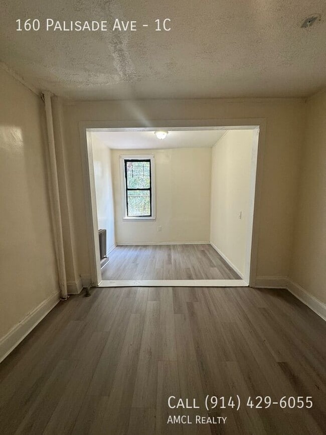 160 Palisade Ave in Yonkers, NY - Building Photo - Building Photo