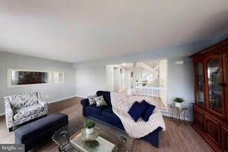 18428 Point Seneca Pl in Germantown, MD - Building Photo - Building Photo