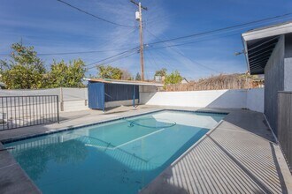 1312 Telegraph Ave in Bakersfield, CA - Building Photo - Building Photo