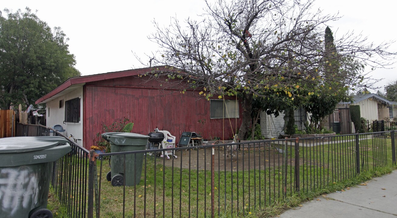 1340 N Parkside Dr in Ontario, CA - Building Photo