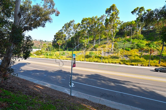 6390 Rancho Mission Rd in San Diego, CA - Building Photo - Building Photo