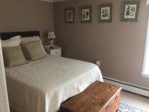 44 Fordham Rd, Unit Upstairs in Southampton, NY - Building Photo - Building Photo