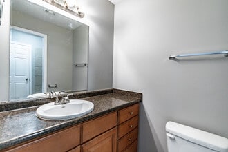 Madison Gardens in Madison, TN - Foto de edificio - Interior Photo