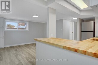 775 Trojan Ave in Ottawa, ON - Building Photo - Building Photo