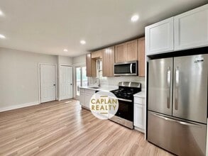 18 Ridge St in New Haven, CT - Building Photo - Building Photo