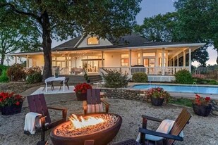 150 Old Vine Ln in Windsor, CA - Building Photo