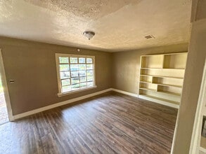 757 Woodbury Rd in Jackson, MS - Building Photo - Building Photo