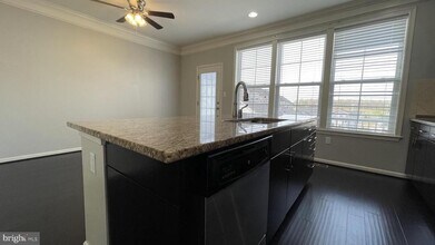 211 Apricot St in Stafford, VA - Building Photo - Building Photo