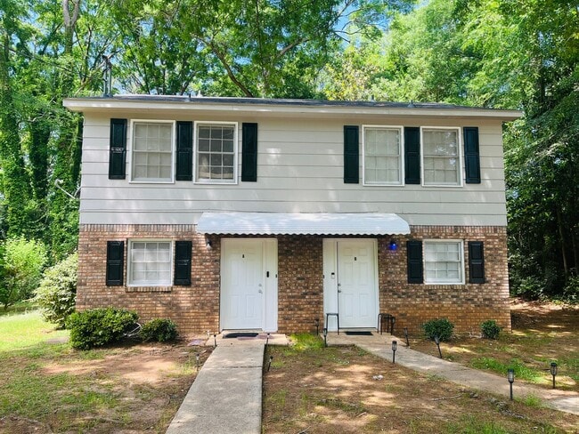 property at 606 Elm St