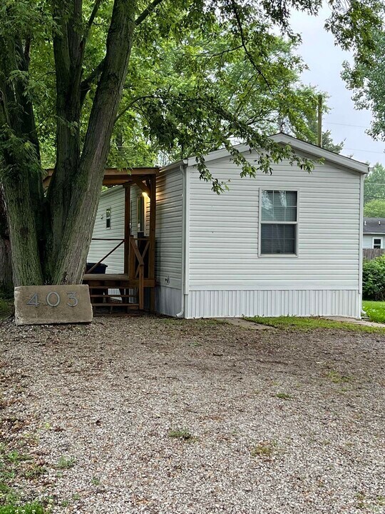 403 Christ St in Ossian, IN - Building Photo