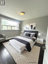 137 Manning Ave in Hamilton, ON - Building Photo - Building Photo