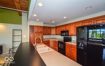 430 N Park Ave in Indianapolis, IN - Building Photo - Building Photo