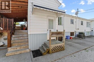 2627 Clemenceau Blvd in Windsor, ON - Building Photo - Building Photo