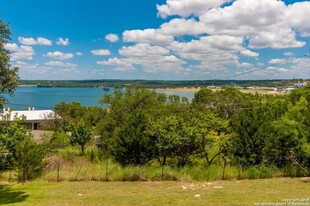 1581 Parkview Dr, Unit ##1 in Canyon Lake, TX - Building Photo - Building Photo