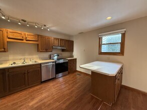 311 Oakwood Ave in State College, PA - Building Photo - Building Photo