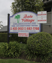 Dale Village Garden Apartments in Stanton, CA - Building Photo - Building Photo