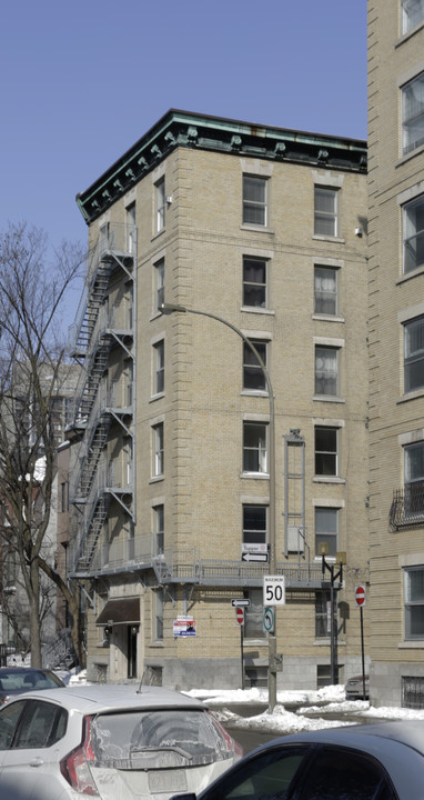 Claridge Apartments in Montréal, QC - Building Photo