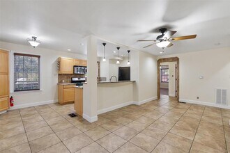 914 E 32nd St in Austin, TX - Building Photo - Building Photo