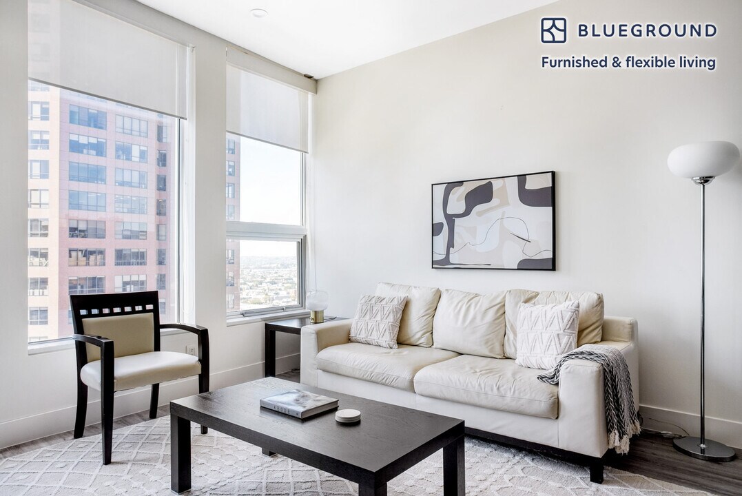 1010 Wilshire Blvd, Unit FL13-ID1039 in Los Angeles, CA - Building Photo