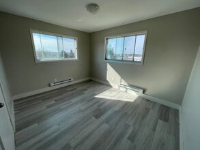 17 Lockwood St in Moncton, NB - Building Photo - Building Photo