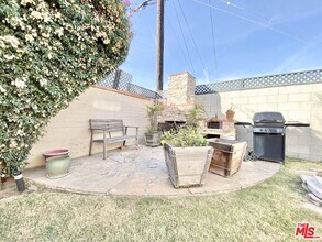 2822 11th St in Santa Monica, CA - Building Photo - Building Photo