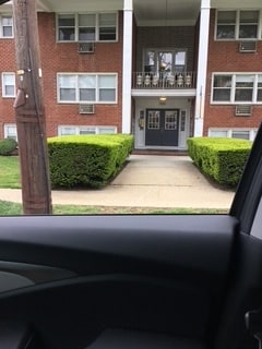 Paradise Gardens in Roselle Park, NJ - Building Photo - Building Photo