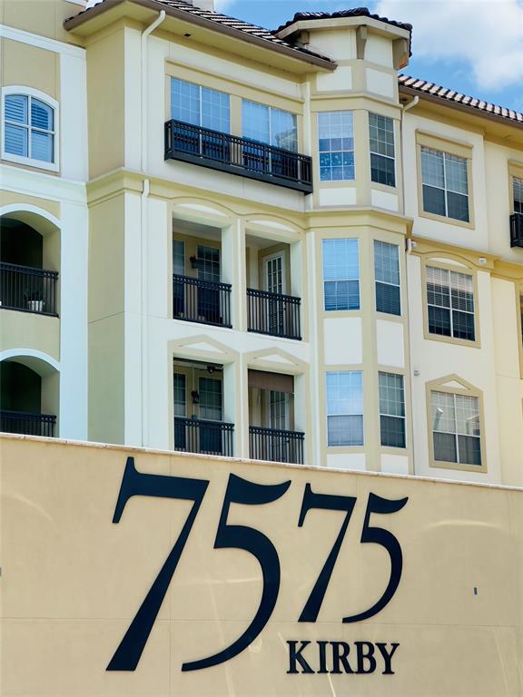 property at 7575 Kirby Dr