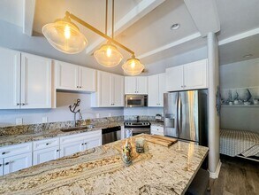 1021 Scott St in San Diego, CA - Building Photo - Building Photo