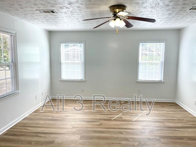 property at 165 Fieldstone Dr