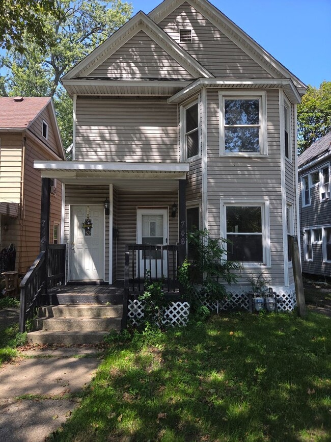 property at 744 E 6th St