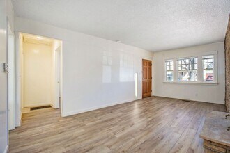 60 Maitland Dr in Alameda, CA - Foto de edificio - Building Photo