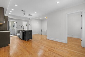178 Chestnut Ave in Boston, MA - Building Photo - Building Photo
