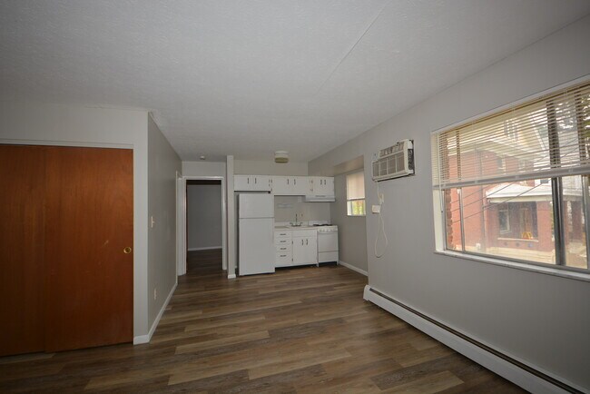 6449 Montgomery Rd in Cincinnati, OH - Building Photo - Building Photo