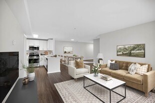 Eagle Rock Apartments at Columbia Pike in Arlington, VA - Building Photo